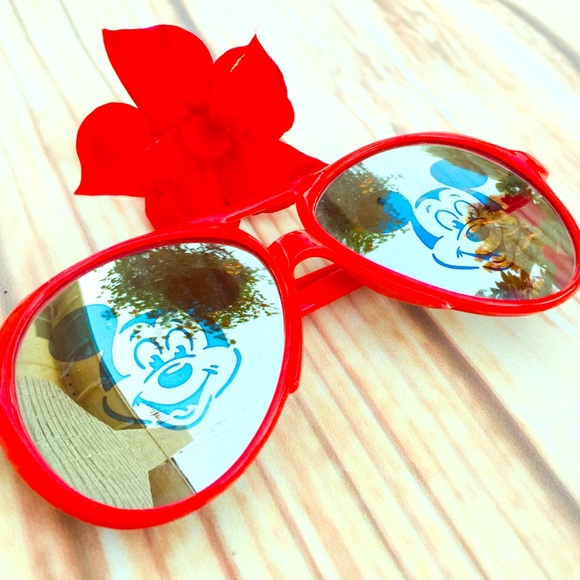 disney mickey mouse sunglasses